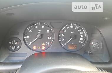 Хэтчбек Opel Astra 2006 в 