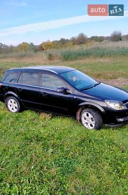 Универсал Opel Astra 2005 в Подольске
