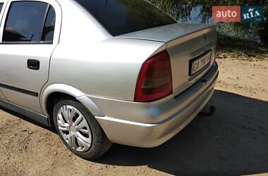 Седан Opel Astra 2001 в Гайвороне