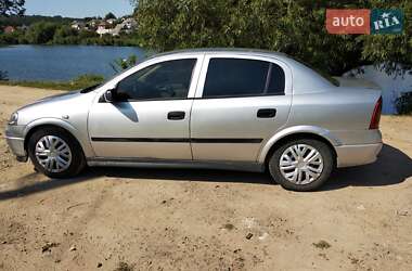 Седан Opel Astra 2001 в Гайвороне