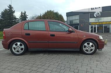 Седан Opel Astra 2000 в Ямполе