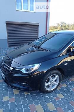 Универсал Opel Astra 2017 в 