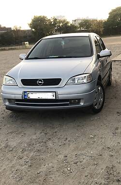 Седан Opel Astra 2004 в Черноморске