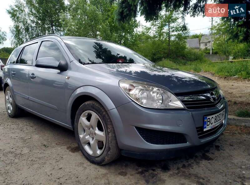 Универсал Opel Astra 2008 в Львове