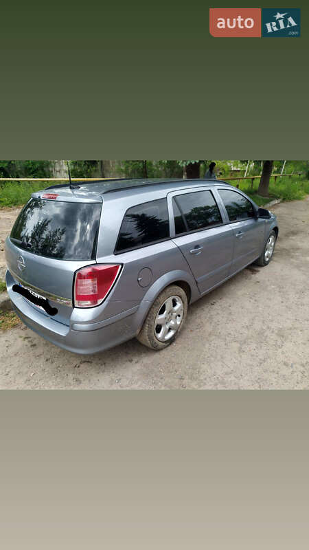 Универсал Opel Astra 2008 в Львове