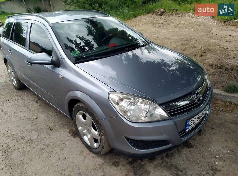 Универсал Opel Astra 2008 в Львове