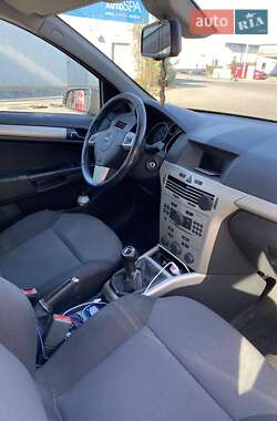 Универсал Opel Astra 2008 в 
