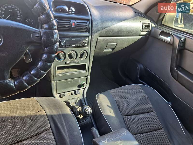 Седан Opel Astra 2007 в Баштанке