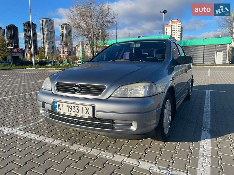 Седан Opel Astra 2007 в 