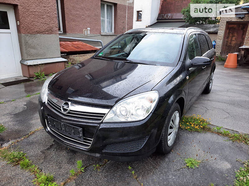 Универсал Opel Astra 2008 в Стрые