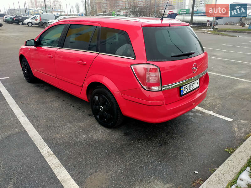 Универсал Opel Astra 2009 в Виннице