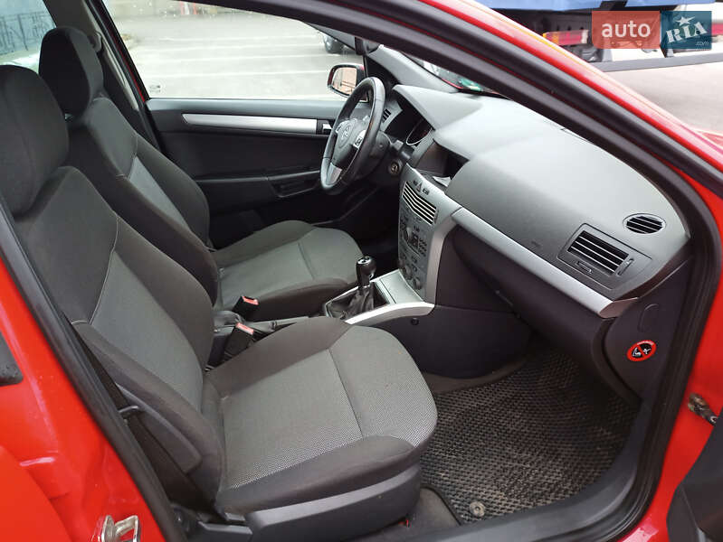 Универсал Opel Astra 2009 в Виннице