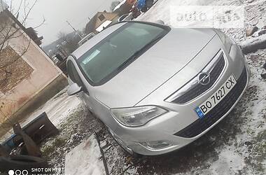 Универсал Opel Astra 2012 в Кременце
