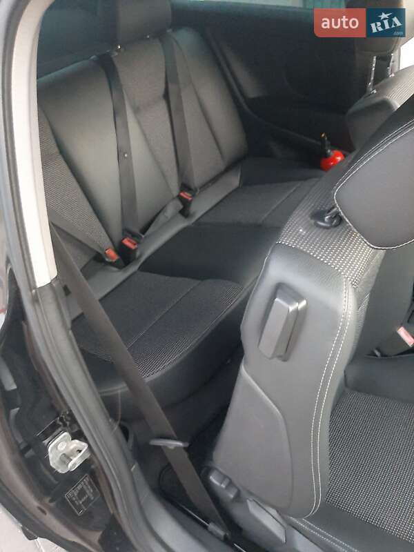 Хэтчбек Opel Astra 2006 в Киеве