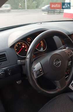 Хетчбек Opel Astra 2006 в Києві