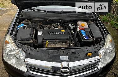 Универсал Opel Astra 2007 в Арцизе