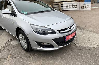 Универсал Opel Astra 2015 в Запорожье