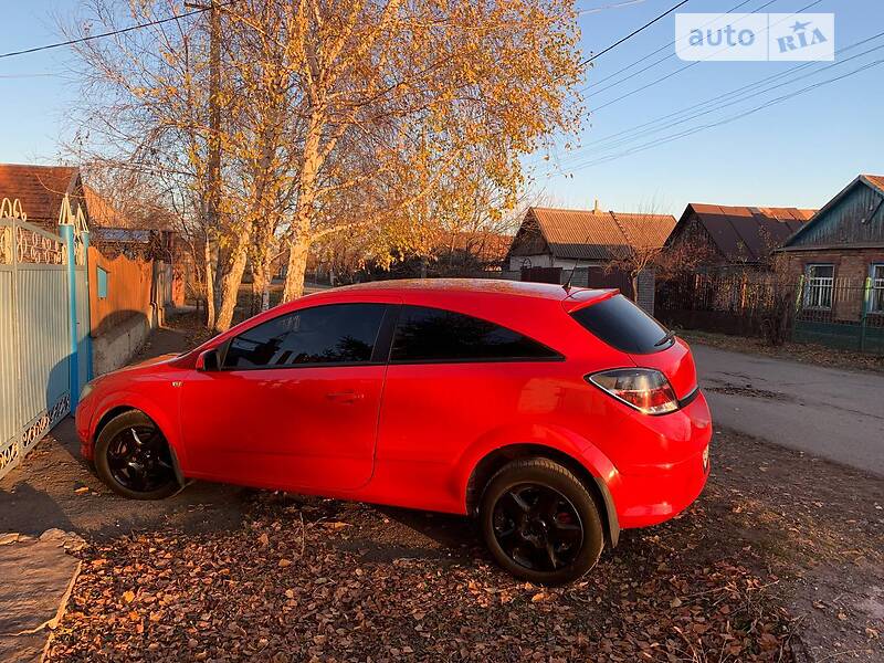 Хэтчбек Opel Astra 2006 в Кривом Роге