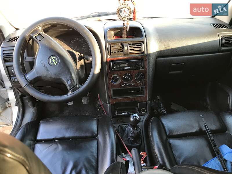 Універсал Opel Astra 1998 в Миколаєві