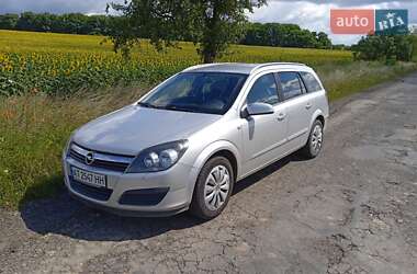 Універсал Opel Astra 2005 в Івано-Франківську