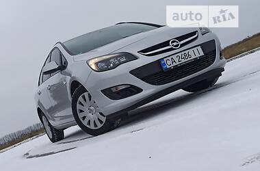 Універсал Opel Astra 2015 в Умані