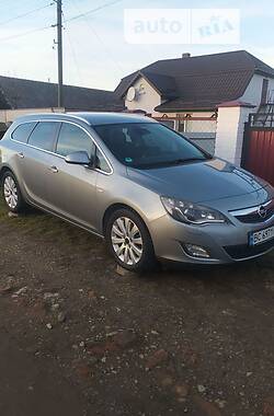 Универсал Opel Astra 2012 в Ходорове