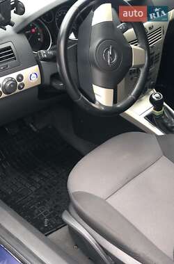 Универсал Opel Astra 2008 в 
