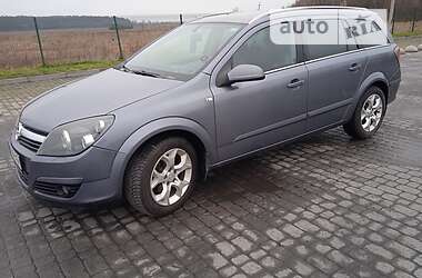 Универсал Opel Astra 2004 в Киеве