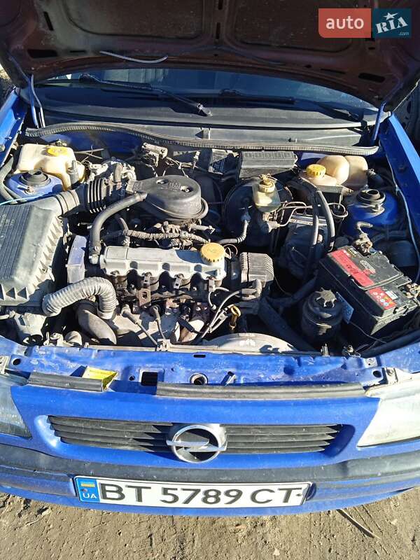 Седан Opel Astra 1998 в Одессе