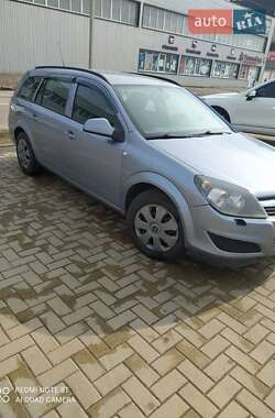 Універсал Opel Astra 2010 в Харкові