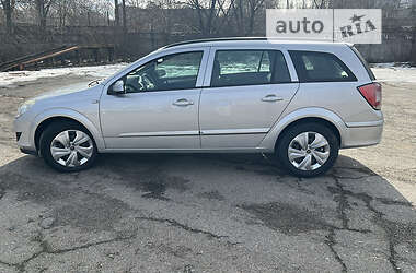 Универсал Opel Astra 2007 в 