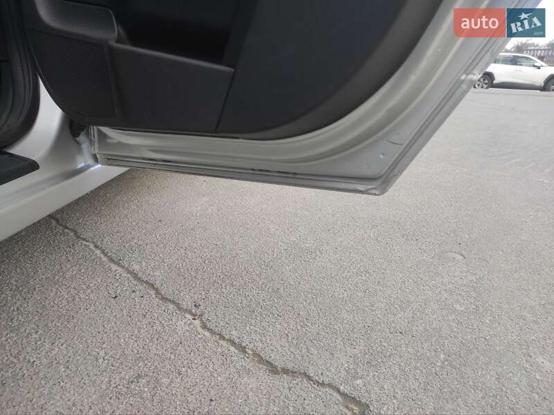 Универсал Opel Astra 2005 в Днепре