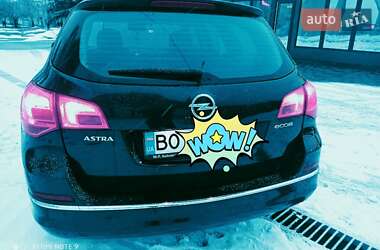 Универсал Opel Astra 2013 в 