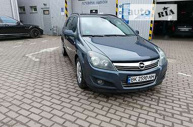 Универсал Opel Astra 2009 в Ровно