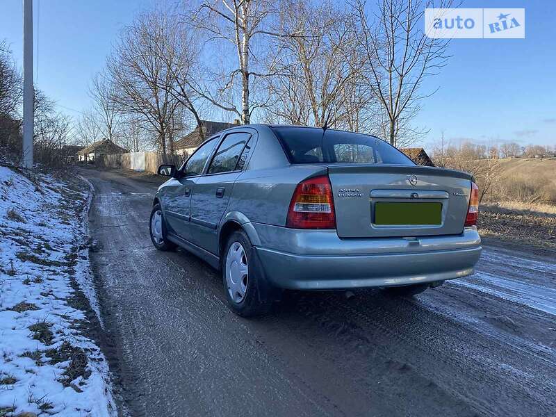 Opel Astra