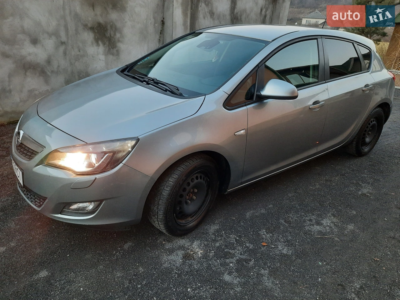 2011 Opel Astra - мініатюра 9
