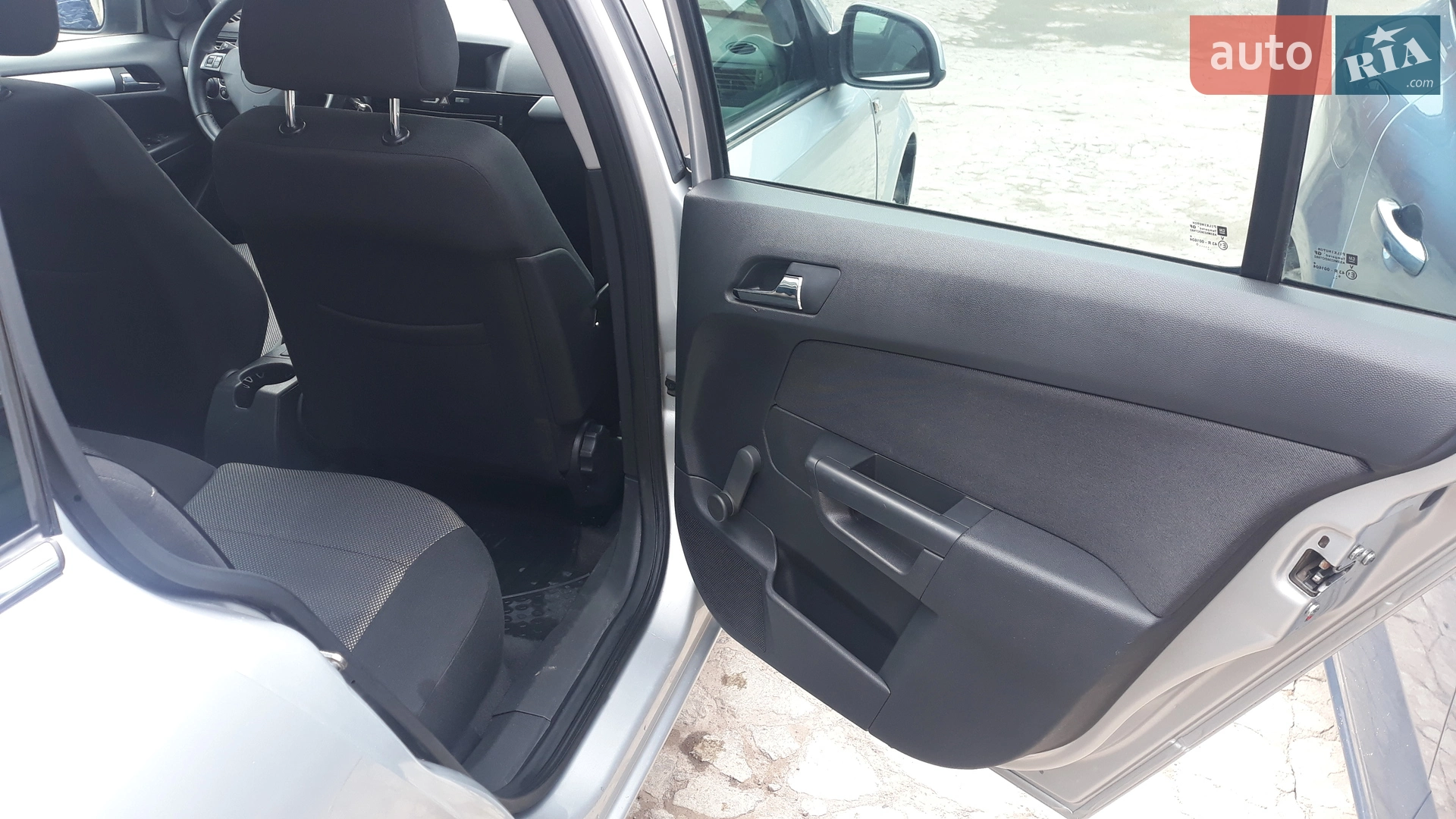 2010 Opel Astra - мініатюра 22