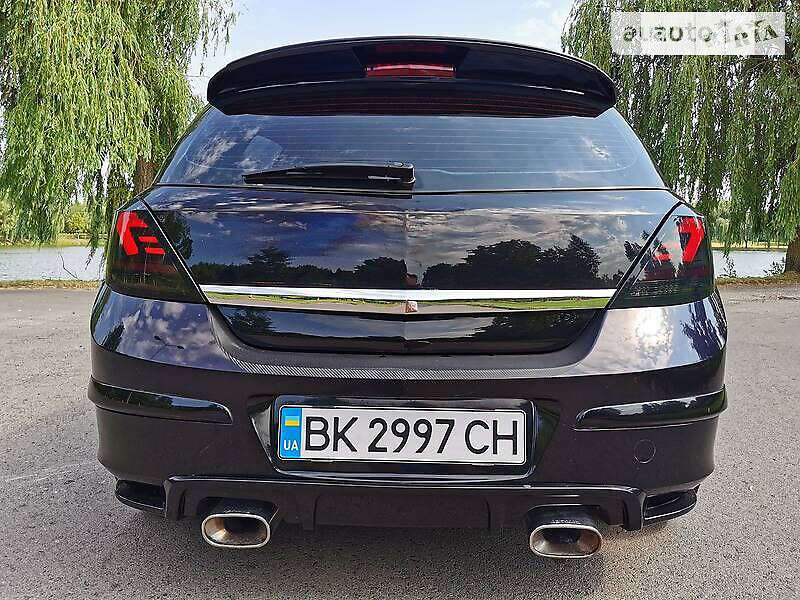 Хэтчбек Opel Astra 2009 в Ровно