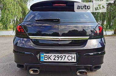 Хэтчбек Opel Astra 2009 в Ровно