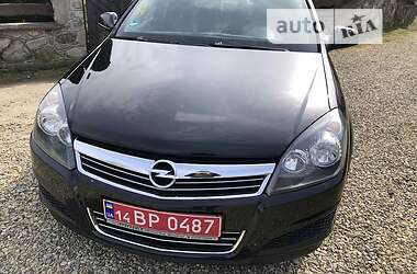 Універсал Opel Astra 2010 в 