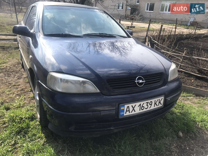 Купе Opel Astra 2003 в Балаклее