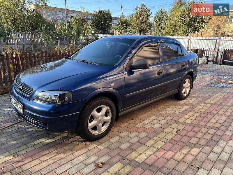 Opel Astra 2005