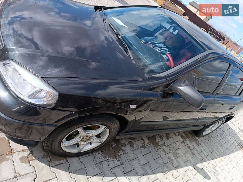 Opel Astra 2007