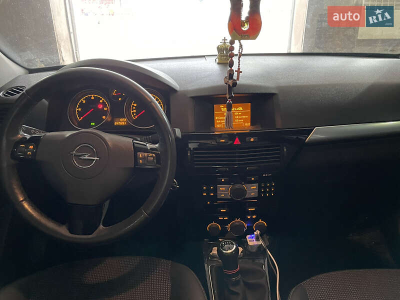 Универсал Opel Astra 2009 в Бахмаче
