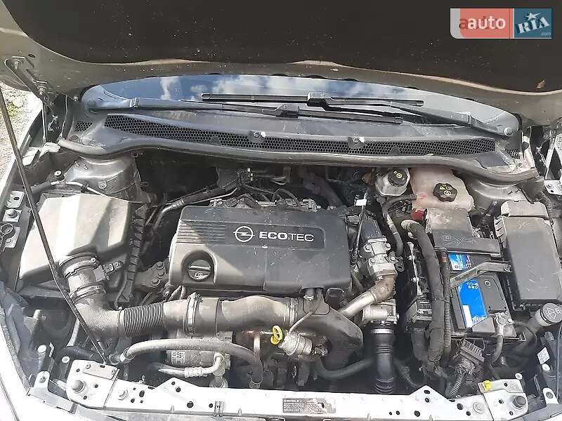 Универсал Opel Astra 2011 в Славуте