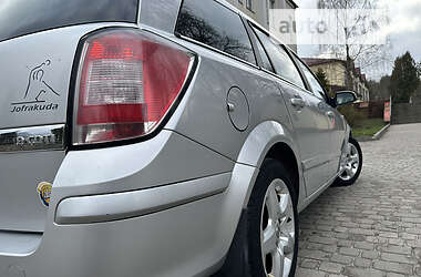 Универсал Opel Astra 2008 в 