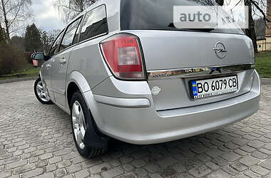 Универсал Opel Astra 2008 в 