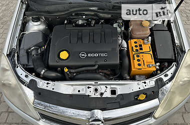 Универсал Opel Astra 2008 в 