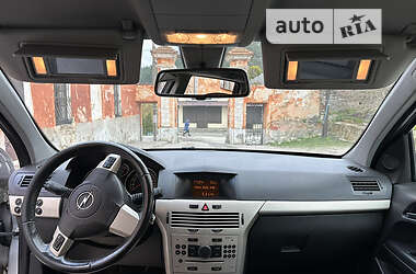 Универсал Opel Astra 2008 в 