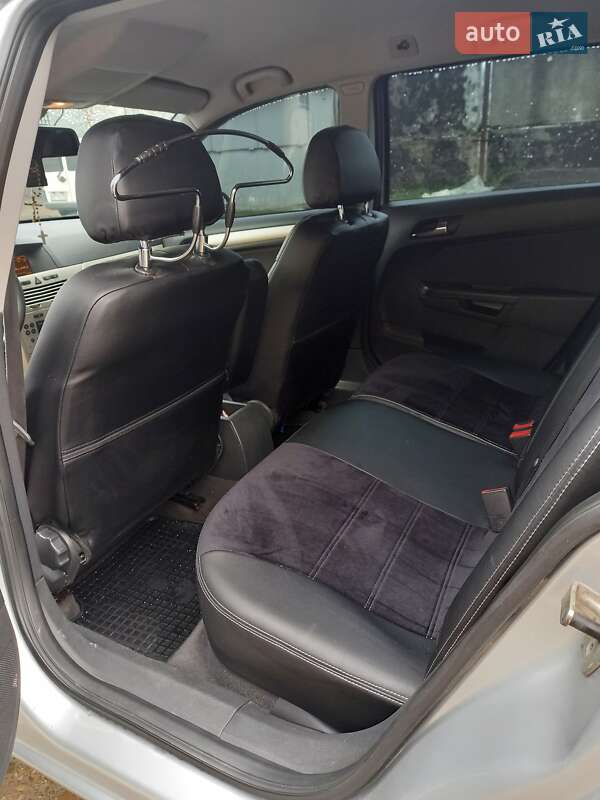 Универсал Opel Astra 2008 в Залещиках фото 8 Универсал Opel Astra 2008 в Залещиках